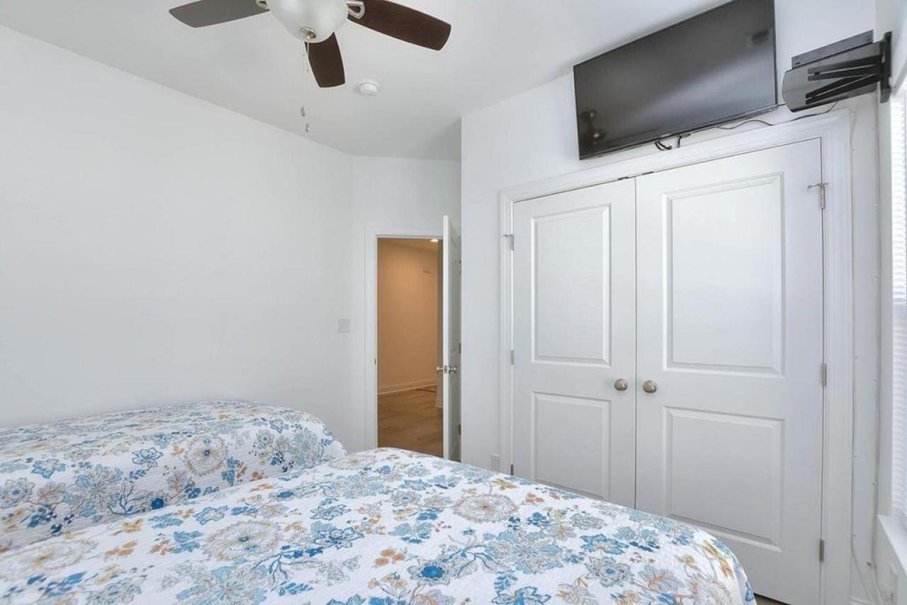 Villa Shrimp On The Barbee Oak Island Esterno foto
