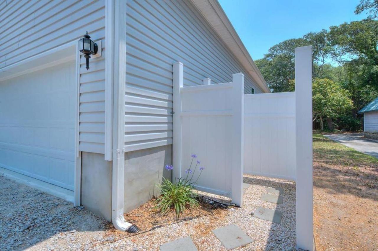 Villa Shrimp On The Barbee Oak Island Esterno foto