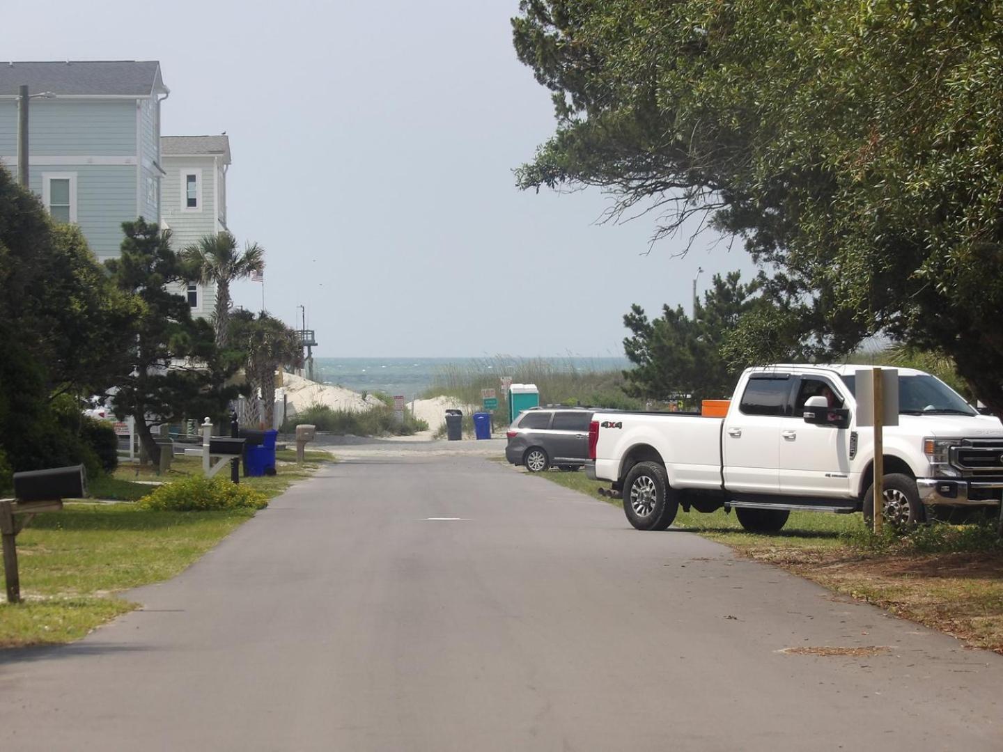 Villa Shrimp On The Barbee Oak Island Esterno foto